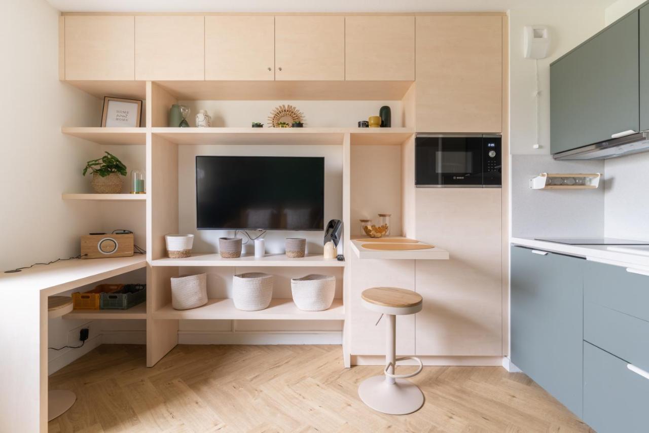 Studio Refait A Neuf Avec Parking En Bord De Loire Nantes Exterior foto